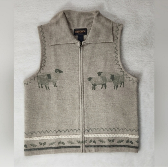 Woolrich Jackets & Blazers - Vintage Woolrich Full Zip Vest with Lambs/Sheep